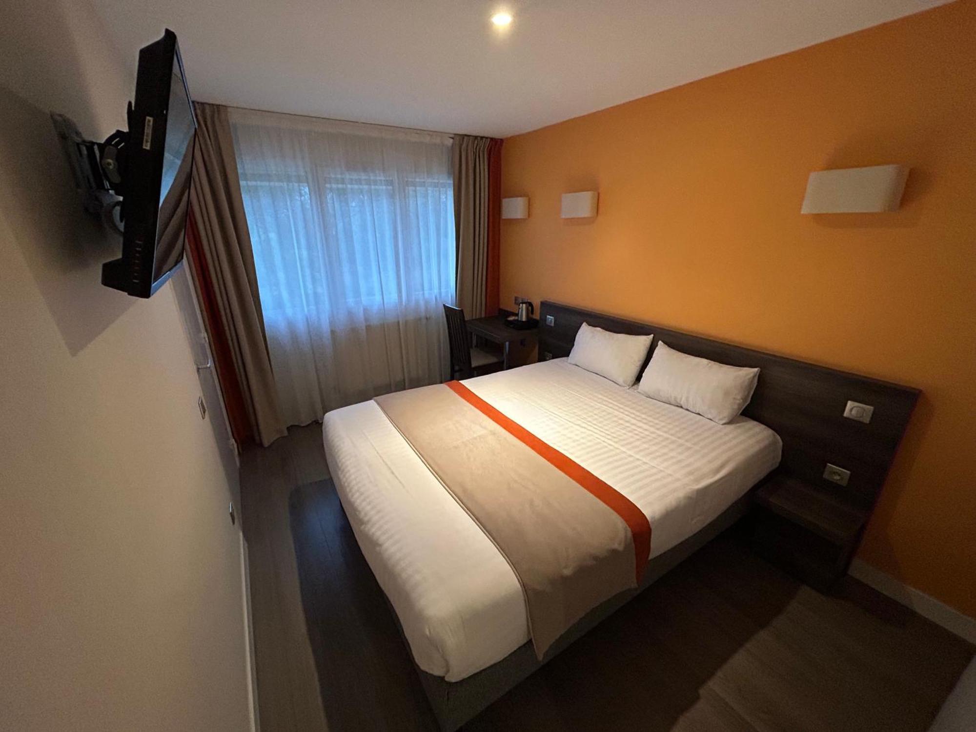 Hotel Valpre Экюли Экстерьер фото